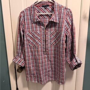 Women’s Tommy Hilfiger Red and Blue plaid Shirt NWOT (XL)